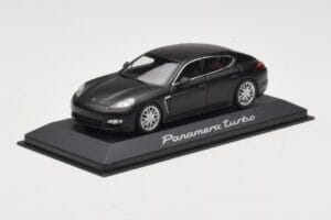 Porsche Panamera 970 Turbo Matt Black Minichamps 1:43 WAP0200270C Metall — Bild 2 von 4