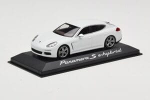 Porsche Panamera 970 S e-Hybrid Weiss Minichamps 1:43 WAP0207200E Metall — Bild 2 von 3