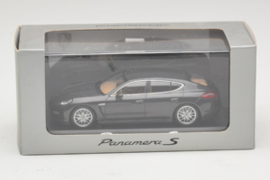 Porsche Panamera 970 S Grey Metallic Minichamps 1:43 WAP02000219 Metall — Bild 4 von 4