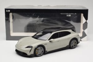 Porsche Taycan Cross Turismo Turbo S Chalk Grey Minichamps 1:18 155069302 Metall — Bild 6 von 6