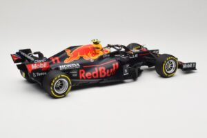 Red Bull Racing Honda RB16B #11 S. Perez Mexican GP 2021 Minichamps 1:18 110211911 Metall — Bild 2 von 6