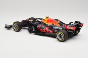 Red Bull Racing Honda RB16B #11 S. Perez Mexican GP 2021 Minichamps 1:18 110211911 Metall — Bild 5 von 6