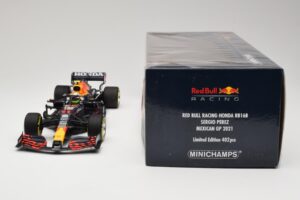 Red Bull Racing Honda RB16B #11 S. Perez Mexican GP 2021 Minichamps 1:18 110211911 Metall — Bild 6 von 6
