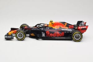 Red Bull Racing RB16 #23 A. Albon 4th Place Styrian GP 2020 Minichamps 1:18 110200223 Metall — Bild 3 von 6