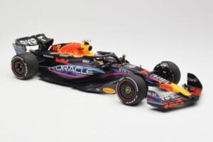 Red Bull Racing RB19 #11 S. Perez 2nd Place Miami GP 2023 Minichamps 1:18 110230511 Metall — Bild 4 von 6
