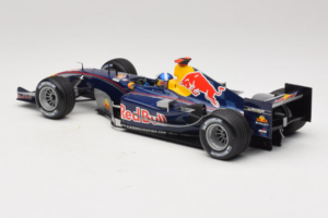 Red Bull RB1 Cosworth #14 D. Coulthard Red Bull Racing Showcar 2005 Minichamps 1:18 100050014 Metall — Bild 5 von 6