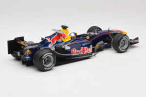 Red Bull RB1 Cosworth #15 C. Klien Red Bull Racing Showcar 2005 Minichamps 1:18 100050085 Metall — Bild 2 von 7