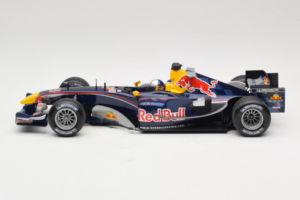 Red Bull RB1 Cosworth #15 C. Klien Red Bull Racing Showcar 2005 Minichamps 1:18 100050085 Metall — Bild 3 von 7