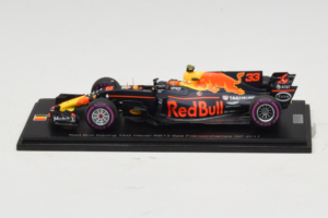 Red Bull RB13 Tag Heuer #33 M. Verstappen Belgian Grand Prix 2017 Spark 1:43 AM33SP8 Resin