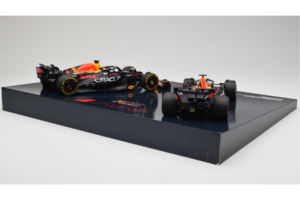 Red Bull RB19 Honda RBPT #1 M. Verstappen Oracle Red Bull Racing Qatar Grand Prix World Champion 2023 Minichamps 1:18 1122318 — Bild 5 von 6