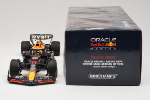 Red Bull RB19 #11 S. Perez Oracle Red Bull Racing Saudi Arabian Grand Prix Winner 2023 Minichamps 1:18 110230111 Resin — Bild 6 von 6