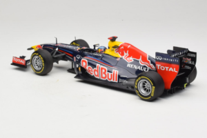 Red Bull RB8 Renault #1 S. Vettel Red Bull Racing Showcar 2012 Minichamps 1:18 110120071 Metall — Bild 5 von 7