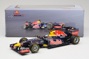 Red Bull RB8 Renault #1 S. Vettel Red Bull Racing Showcar 2012 Minichamps 1:18 110120071 Metall — Bild 7 von 7