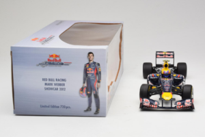 Red Bull RB8 Renault #2 M. Webber Red Bull Racing Showcar 2012 Minichamps 1:18 110120072 Metall — Bild 6 von 7