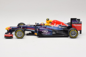Red Bull RB9 Renault #2 M. Webber Infiniti Red Bull Racing Showcar 2013 Minichamps 1:18 110130072 Metall — Bild 3 von 6