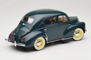 Renault 4CV Grün Solido 1:18 8047 Metall — Bild 2 von 6