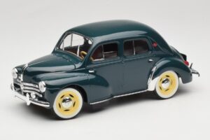 Renault 4CV Grün Solido 1:18 8047 Metall