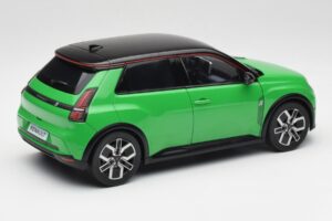 Renault 5 E-Tech Electric Pop Grün & Schwarz Norev 1:18 185502 Metall — Bild 3 von 8