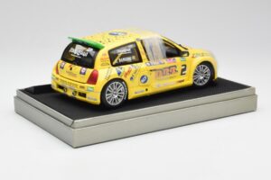 Renault Clio Sport #2 E. Rangoni Renault Clio Trophy Winner 2000 Universal Hobbies 1:18 7711218616 Metall — Bild 2 von 6