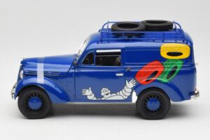Renault Juvaquatre Michelin Blue Solido 1:18 82008 Metall — Bild 4 von 8