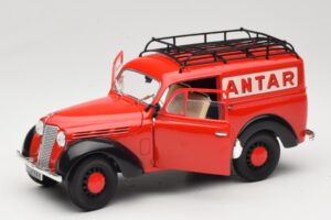 Renault Juvaquatre Utilitaire Rot Solido 1:18 8424 Metall — Bild 2 von 8