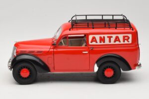 Renault Juvaquatre Utilitaire Rot Solido 1:18 8424 Metall — Bild 4 von 8