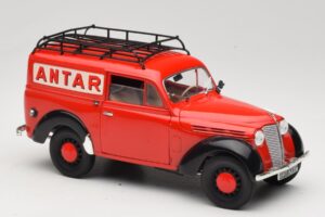Renault Juvaquatre Utilitaire Rot Solido 1:18 8424 Metall — Bild 6 von 8