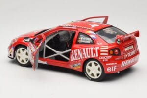 Renault Megane Maxi #8 M. Princen / C. Genten 1997 Solido 1:18 3771 Metall — Bild 5 von 8