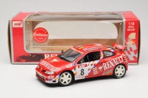 Renault Megane Maxi #8 M. Princen / C. Genten 1997 Solido 1:18 3771 Metall — Bild 8 von 8