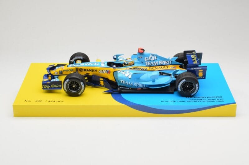 Renault R26 #1 F. Alonso F1 World Champion Brazilian GP 2006 Minichamps 1:18 147061801 Metall