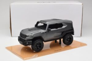 Rezvani Tank Matte Grau DNA 1:18 DNA000009 Metall — Bild 6 von 6