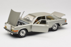 Rolls-Royce Camargue Silber Diamond Edition Bburago 1:18 3001-M3 Metall — Bild 2 von 8