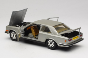 Rolls-Royce Camargue Silber Diamond Edition Bburago 1:18 3001-M3 Metall — Bild 5 von 8