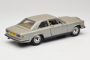 Rolls-Royce Camargue Silber Bburago 1:18 3001-M2 Metall — Bild 3 von 8