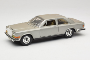 Rolls-Royce Camargue Silber Bburago 1:18 3001-M2 Metall