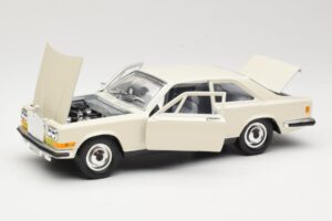 Rolls-Royce Camargue Weiß Bburago 1:22 3001-M1 Metall — Bild 3 von 8