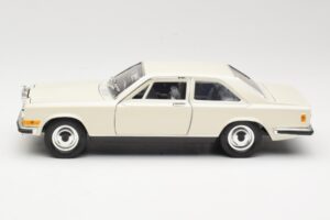 Rolls-Royce Camargue Weiß Bburago 1:22 3001-M1 Metall — Bild 4 von 8