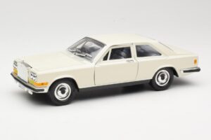 Rolls-Royce Camargue Weiß Bburago 1:22 3001-M1 Metall