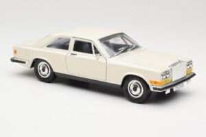 Rolls-Royce Camargue Weiß Bburago 1:22 3001-M1 Metall — Bild 6 von 8