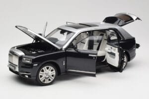 Rolls-Royce Cullinan Schwarz & Silber OEM 1:18 ROLLS001 Metall — Bild 2 von 8