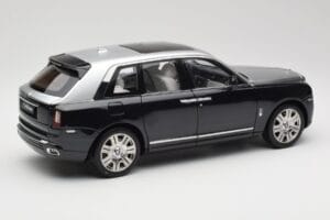 Rolls-Royce Cullinan Schwarz & Silber OEM 1:18 ROLLS001 Metall — Bild 3 von 8