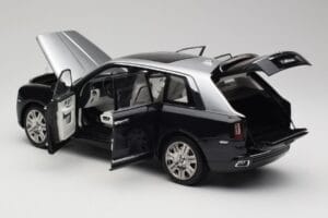 Rolls-Royce Cullinan Schwarz & Silber OEM 1:18 ROLLS001 Metall — Bild 5 von 8