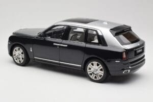 Rolls-Royce Cullinan Schwarz & Silber OEM 1:18 ROLLS001 Metall — Bild 7 von 8