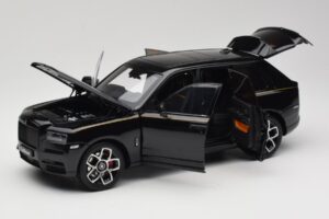 Rolls-Royce Cullinan Schwarz Mit Gold Coachline & Shadow Wheels OEM 1:18 028-15A Metall — Bild 2 von 8