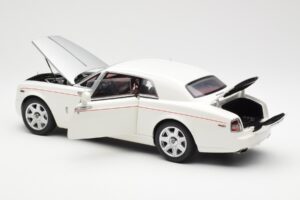 Rolls-Royce Phantom Coupe English Weiß Silber Kyosho 1:18 08861EW Metall — Bild 5 von 8