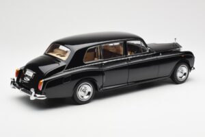 Rolls-Royce Phantom VI EWB Schwarz Kyosho 1:18 08905BK Metall — Bild 3 von 8