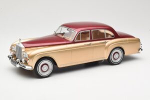 Rolls-Royce Silver Cloud III Flying Spur H.J. Mulliner Rot & Gold MCG 1:18 MCG18132 Metall