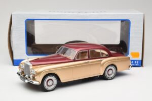 Rolls-Royce Silver Cloud III Flying Spur H.J. Mulliner Rot & Gold MCG 1:18 MCG18132 Metall — Bild 6 von 6