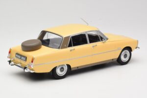 Rover 3500 V8 P6 Creme MCG 1:18 MCG18046 Metall — Bild 2 von 6