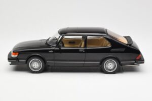Saab 900 Turbo Schwarz MCG 1:18 MCG18338 Metall — Bild 3 von 6
